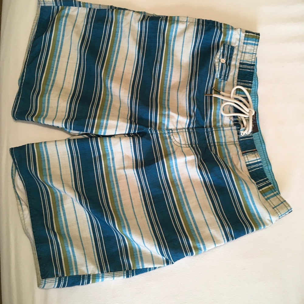 Men’s swim trunks